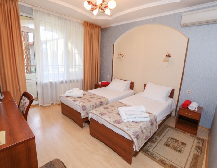 Стандарт - Клубный отель «Дельфин» Пицунда