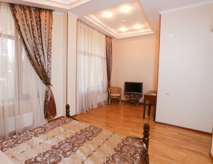 Большой коттедж - Клубный отель «Дельфин» Пицунда